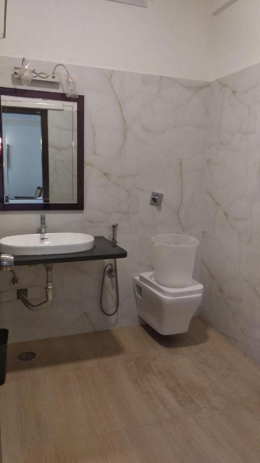 Grand Milestone Hotel Mysore Luaran gambar